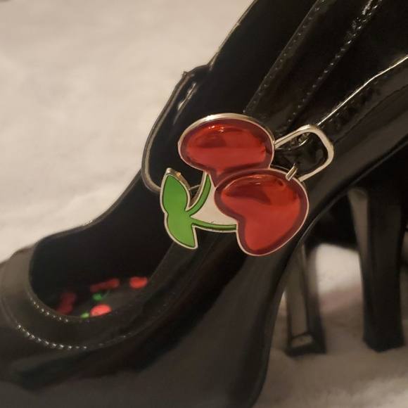 Size 9 stiletto heel shoes - Picture 5 of 5